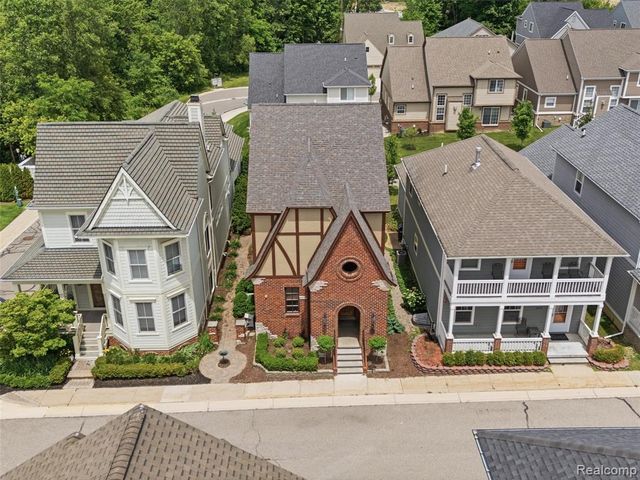 3875 Andover Avenue, Auburn Hills, MI 48326