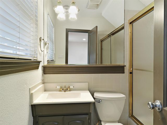 2824 Dyer Street, University Park, TX 75205