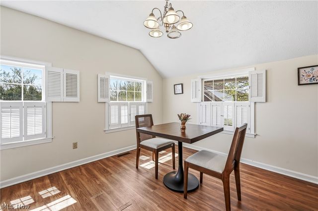1820 E Market Street, Warren, OH 44483