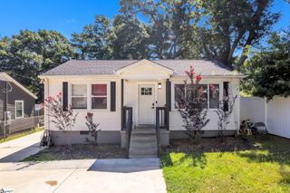 8 Antioch Drive, Greenville, SC 29605