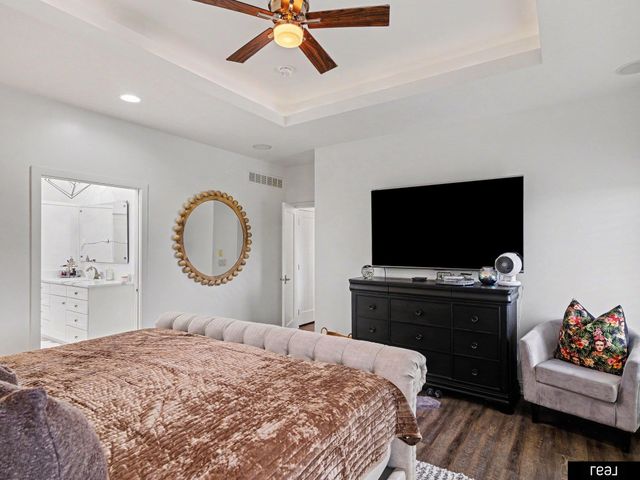 10215 Margo Street, La Vista, NE 68128
