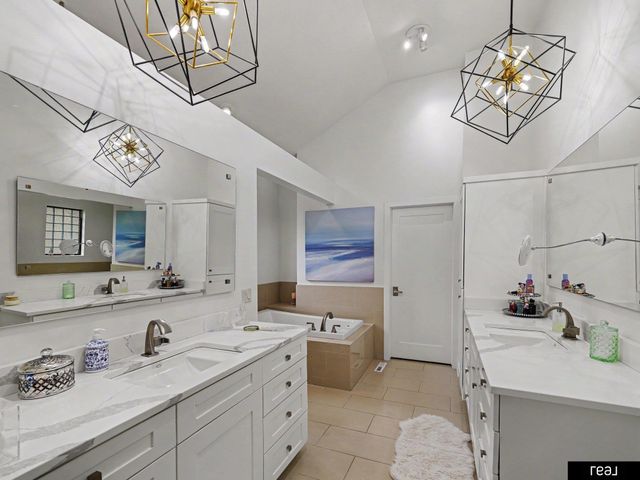 10215 Margo Street, La Vista, NE 68128