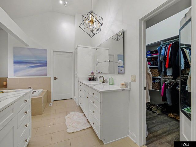 10215 Margo Street, La Vista, NE 68128