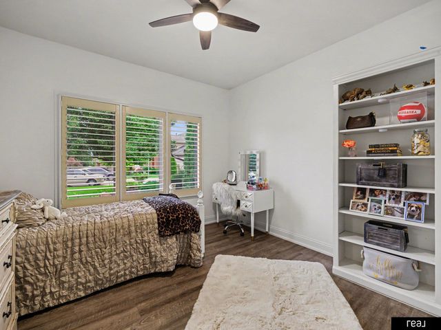 10215 Margo Street, La Vista, NE 68128