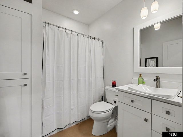 10215 Margo Street, La Vista, NE 68128