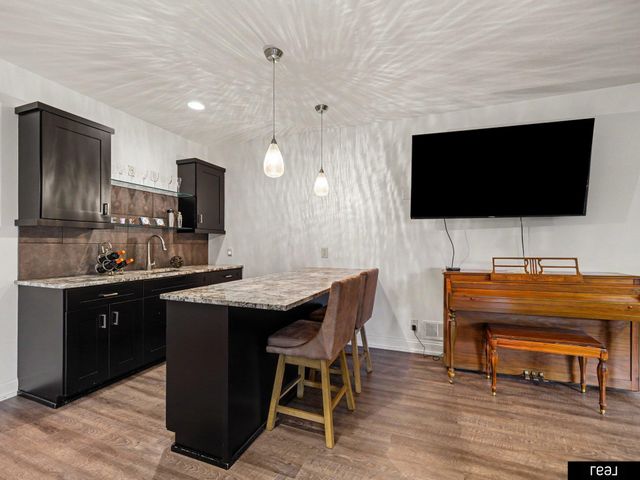 10215 Margo Street, La Vista, NE 68128