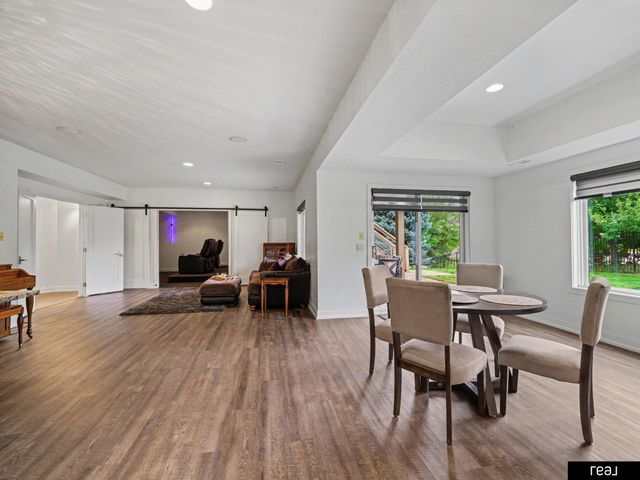 10215 Margo Street, La Vista, NE 68128