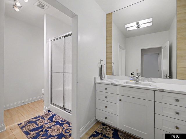 10215 Margo Street, La Vista, NE 68128
