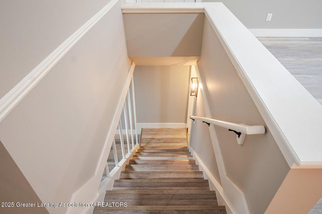 3425 Cooley Drive, Lansing, MI 48911