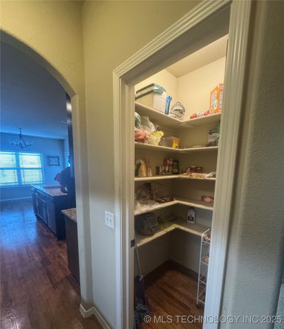 20555 E 32nd Street S, Broken Arrow, OK 74014