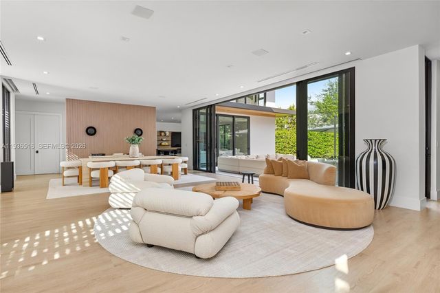 6003 SW 80th St, South Miami, FL 33143