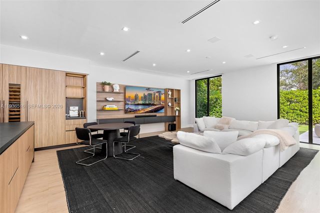 6003 SW 80th St, South Miami, FL 33143