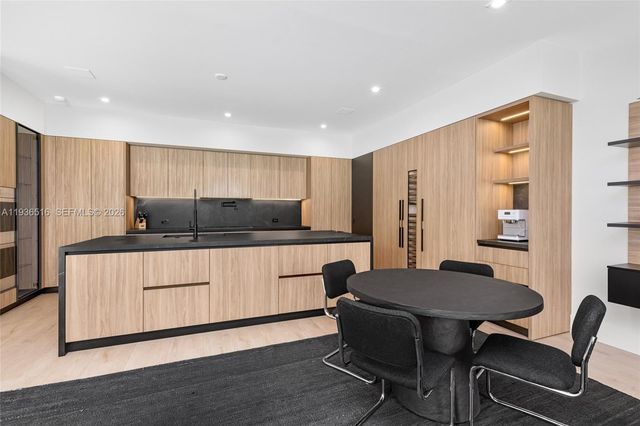 6003 SW 80th St, South Miami, FL 33143