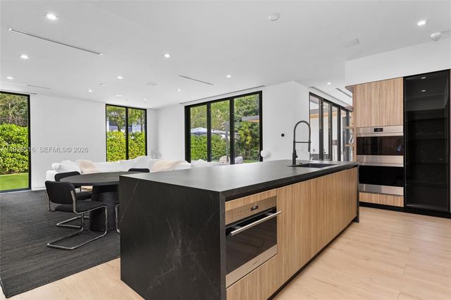 6003 SW 80th St, South Miami, FL 33143