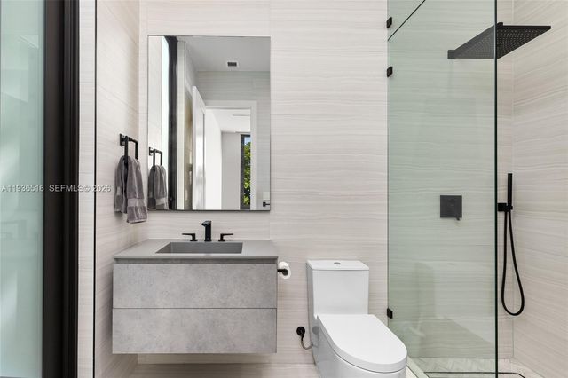 6003 SW 80th St, South Miami, FL 33143