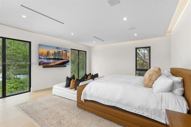 6003 SW 80th St, South Miami, FL 33143