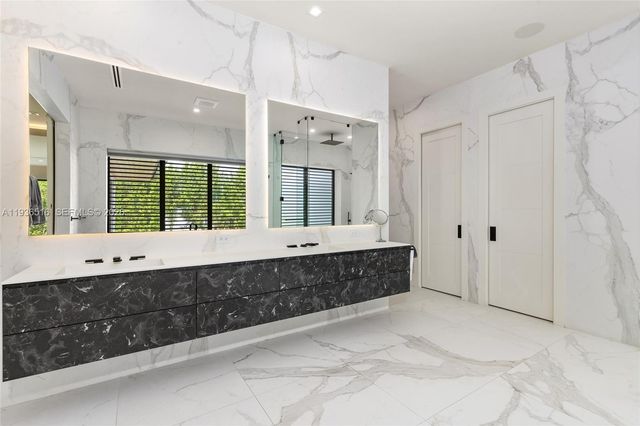 6003 SW 80th St, South Miami, FL 33143