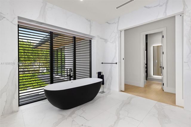 6003 SW 80th St, South Miami, FL 33143