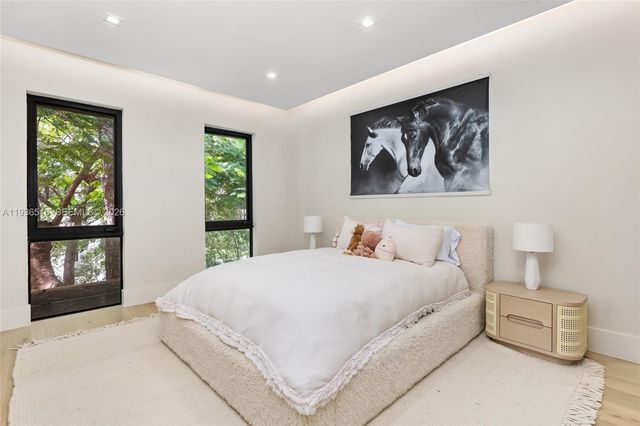 6003 SW 80th St, South Miami, FL 33143