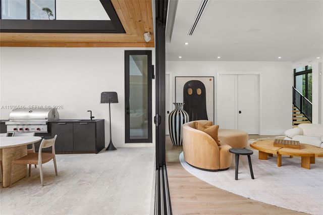 6003 SW 80th St, South Miami, FL 33143