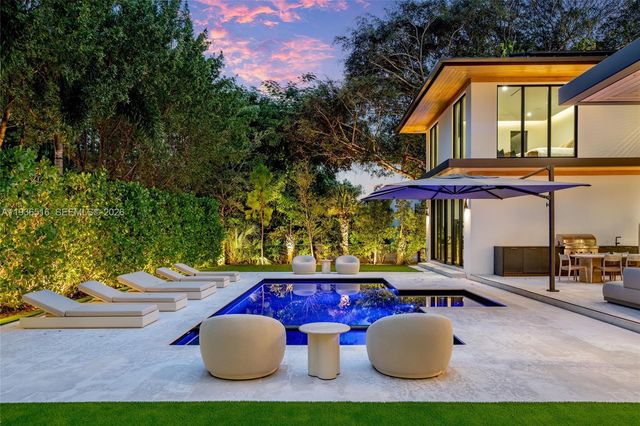 6003 SW 80th St, South Miami, FL 33143