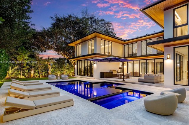 6003 SW 80th St, South Miami, FL 33143