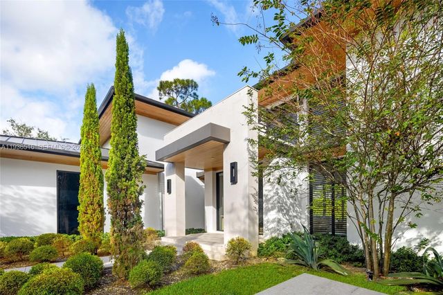 6003 SW 80th St, South Miami, FL 33143