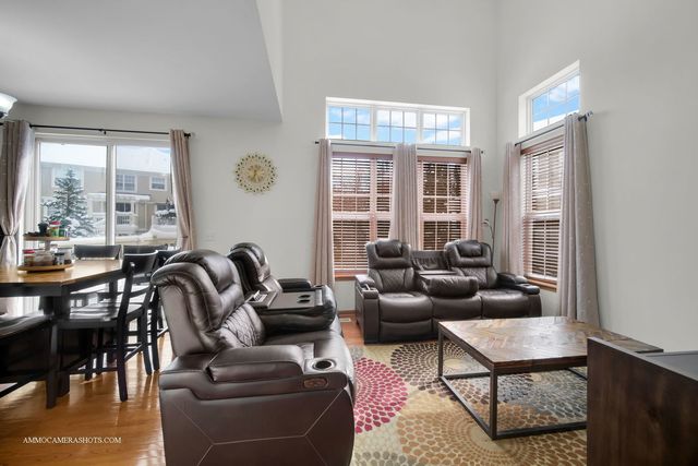 369 Vaughn Circle 0, Aurora, IL 60502