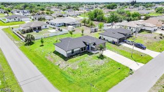 2601 43rd ST SW, Lehigh Acres, FL 33976