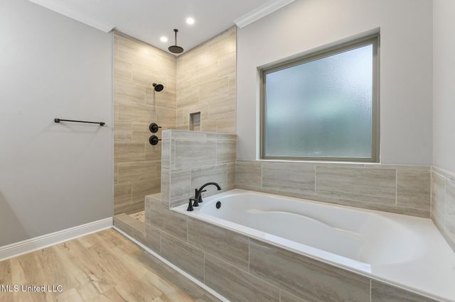 5360 Hoda Road, Kiln, MS 39556