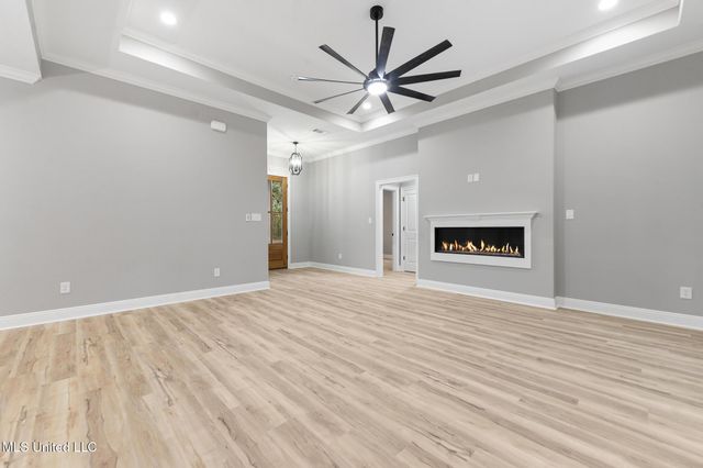 5360 Hoda Road, Kiln, MS 39556