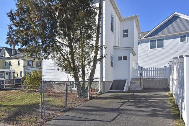 213 Ashford Avenue, Dobbs Ferry, NY 10522