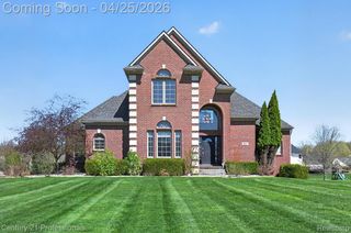 163 W Auburn Trail, Brighton Township, MI 48114