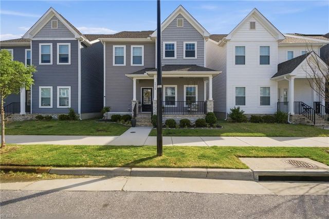 1518 Waltham LN, Newport News, VA 23602