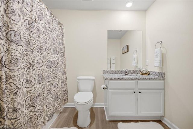 1518 Waltham LN, Newport News, VA 23602