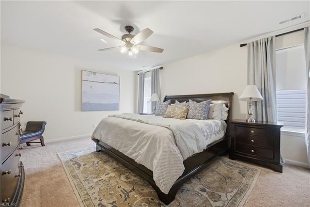 1518 Waltham LN, Newport News, VA 23602