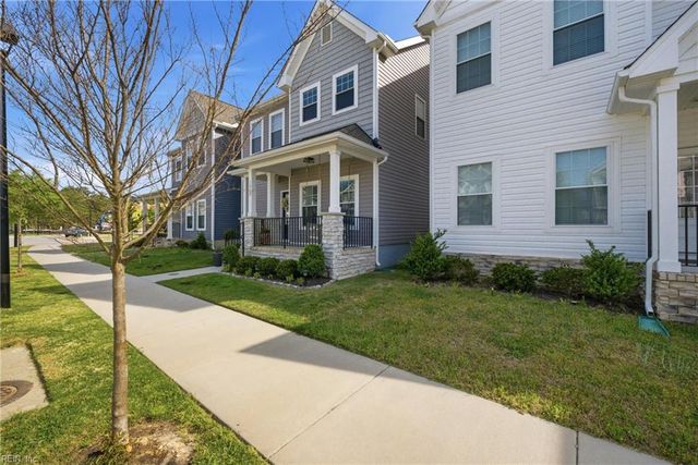 1518 Waltham LN, Newport News, VA 23602