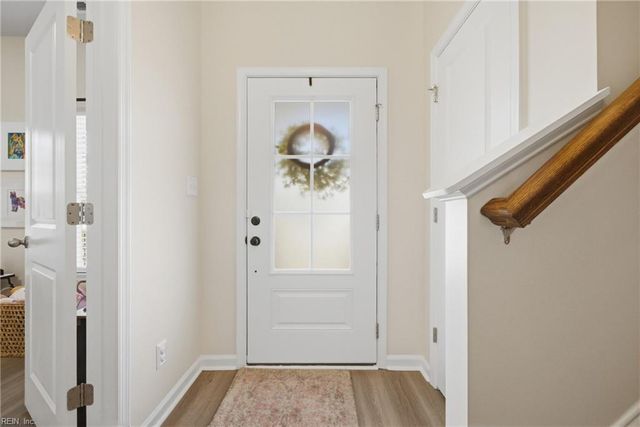 1518 Waltham LN, Newport News, VA 23602