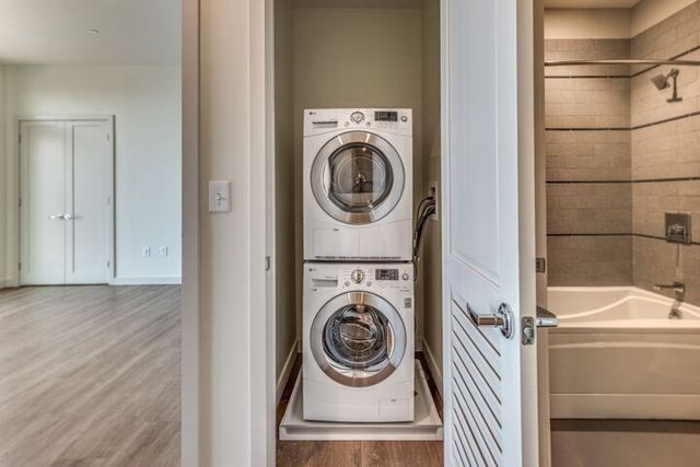 1 Canal St. 1101, Boston, MA 02114