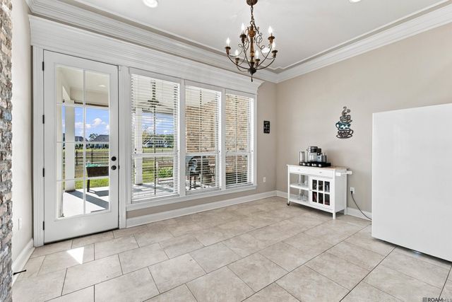7097 Fleur De Lis, Zachary, LA 70791
