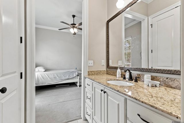 7097 Fleur De Lis, Zachary, LA 70791