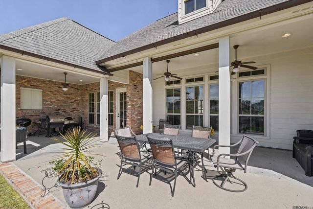 7097 Fleur De Lis, Zachary, LA 70791