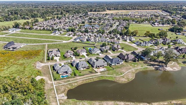 7097 Fleur De Lis, Zachary, LA 70791