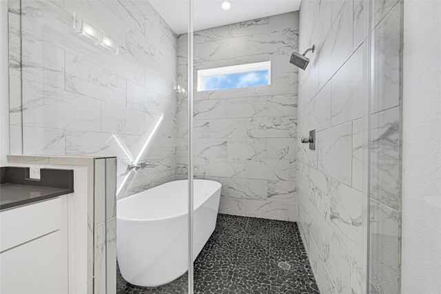 449 W 25th Street C, Houston, TX 77008