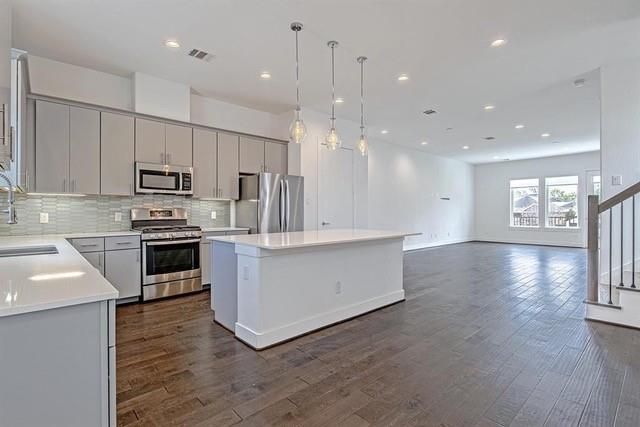 449 W 25th Street C, Houston, TX 77008