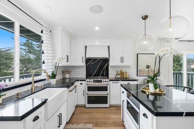 37 La Playa Street 37, Monterey, CA 93940