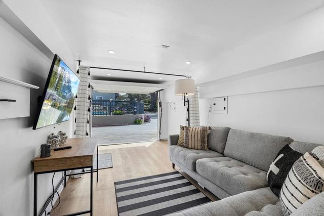 37 La Playa Street 37, Monterey, CA 93940