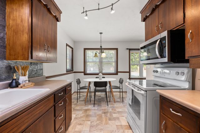 1011 W Lockwood St., Wichita, KS 67217