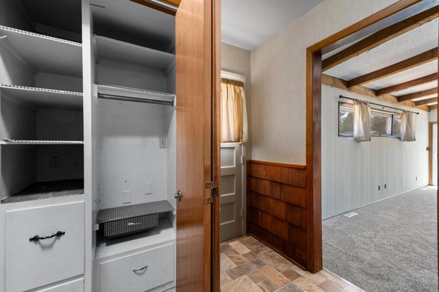 1011 W Lockwood St., Wichita, KS 67217