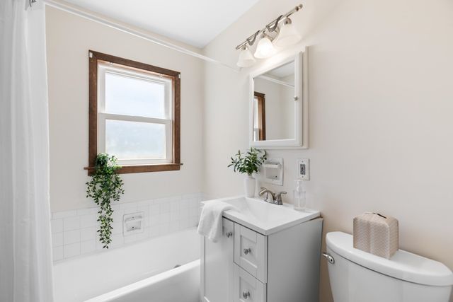 1011 W Lockwood St., Wichita, KS 67217